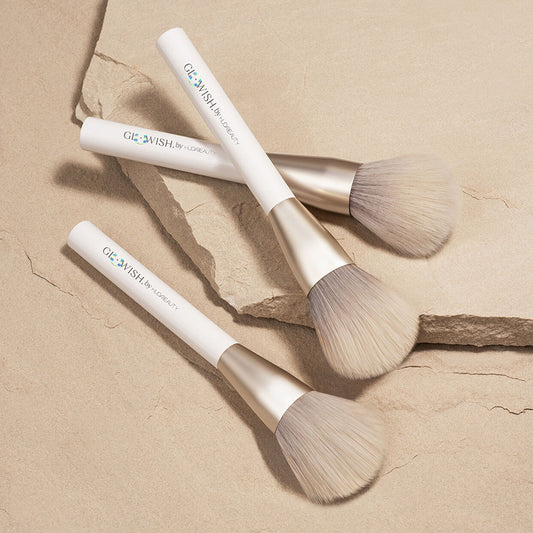 GLOWISH ALL OVER FACE POWDER BRUSH - US 7098
