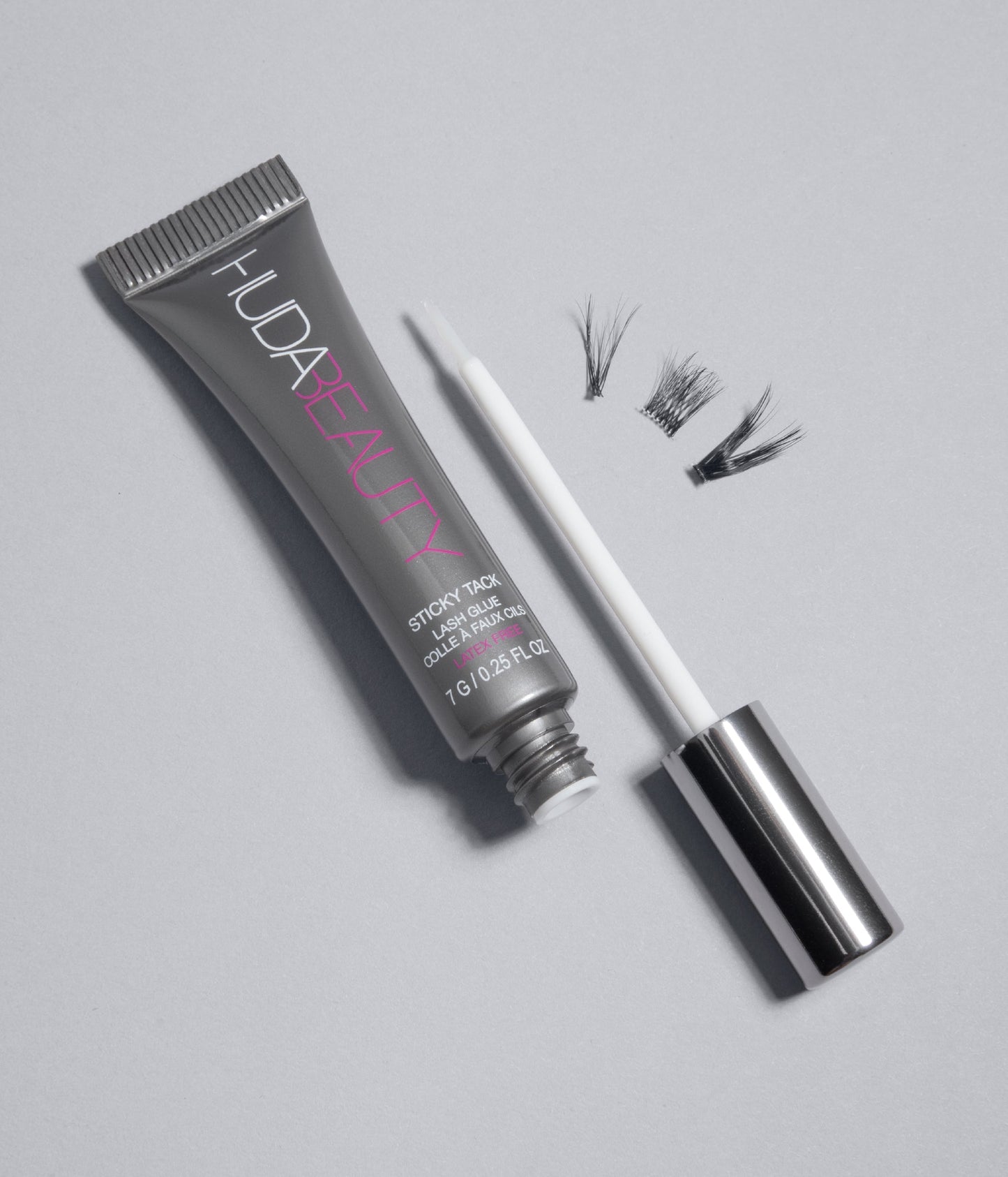 STICKY TACK LATEX-FREE LASH GLUE - US 5880